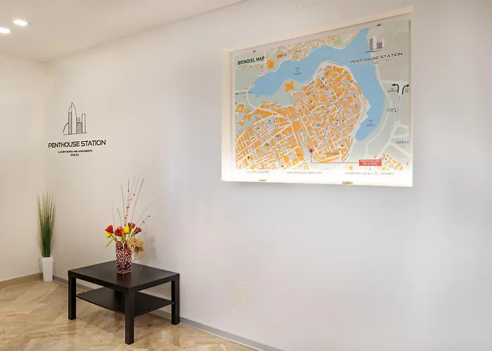 Pensionat Penthouse Station Luxury Apts Le Dimore Brindisi